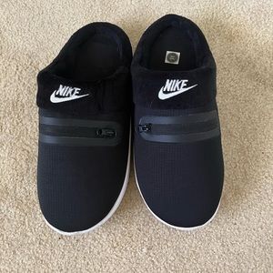 Nike slipper shoes